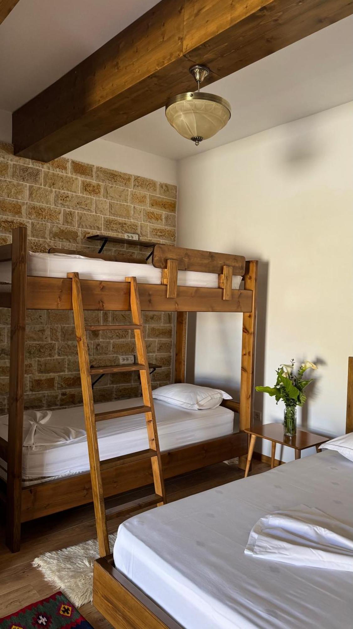 Ana Rest House Hostel Berat Exterior foto